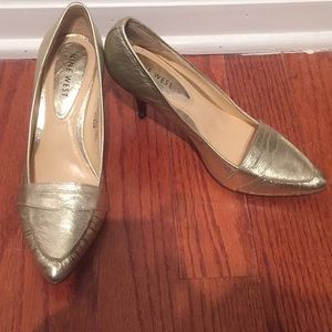 Never been worn gold heels